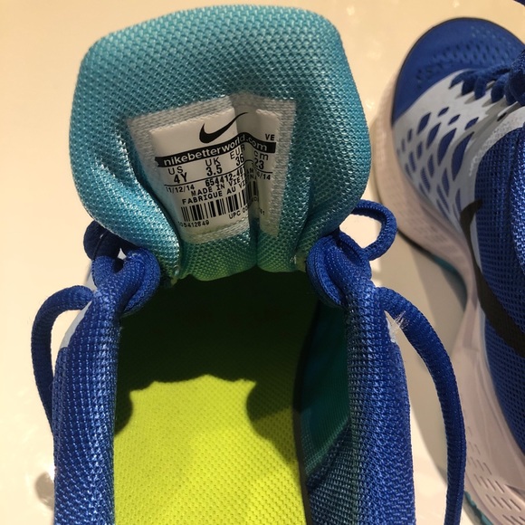 Never Worn Nike Running shoes - Picture 7 of 8